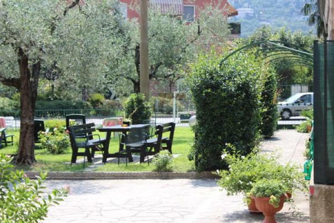 Villa Marina Торболе Экстерьер фото